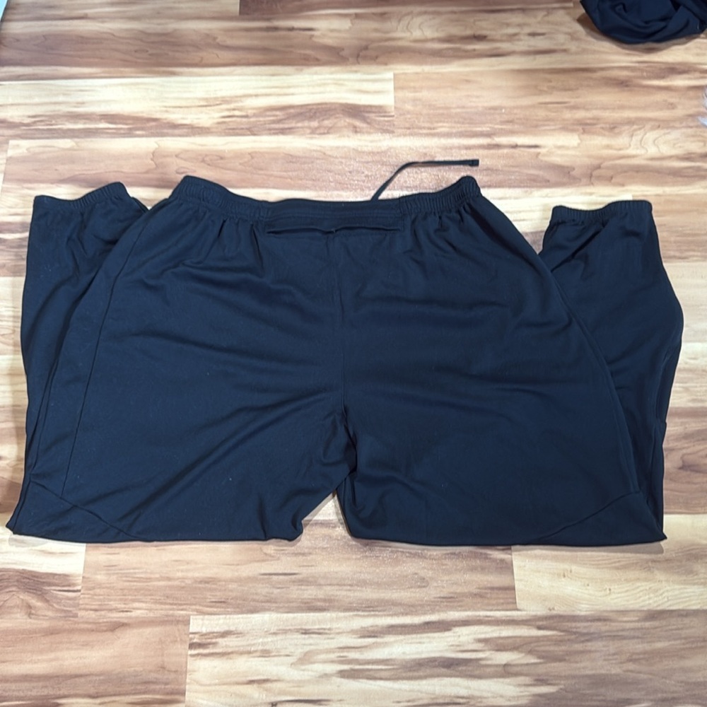 Nike pants - Picture 2 of 4